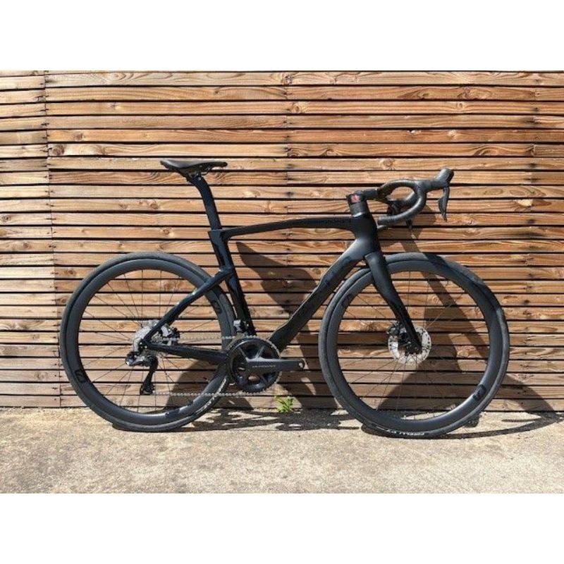 Vélo de route d'occasion Pinarello Dogma F Noir